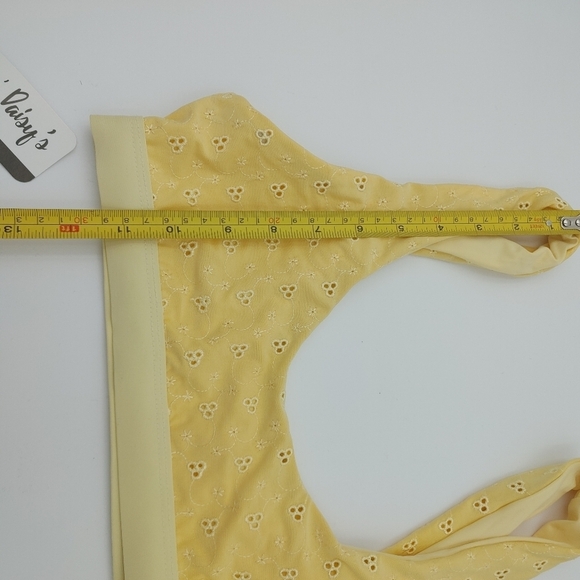 DIPPIN' Daisy's yellow eyelet bikini size M - Picture 13 of 15